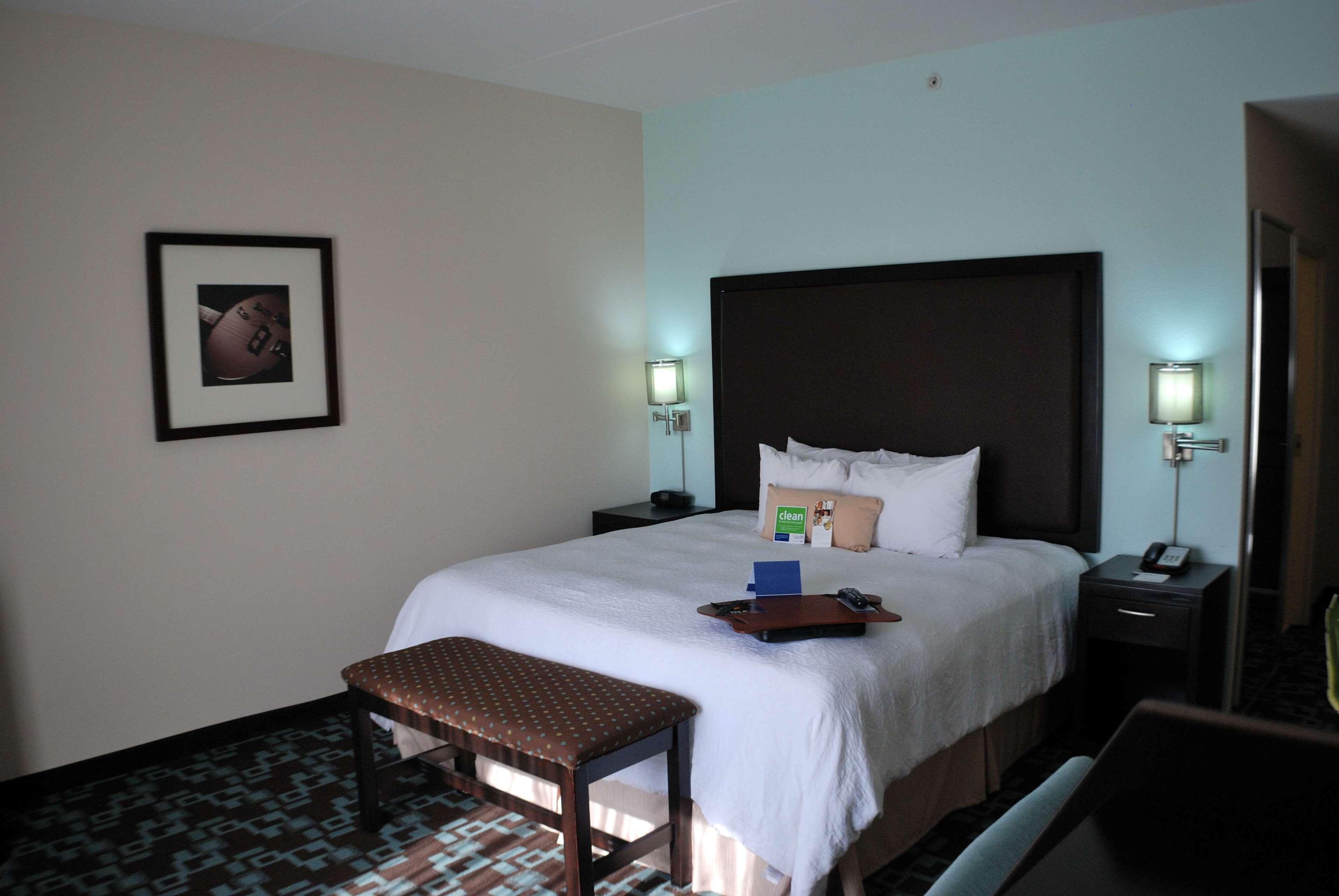 Hampton Inn & Suites Nashville At Opryland Habitación foto