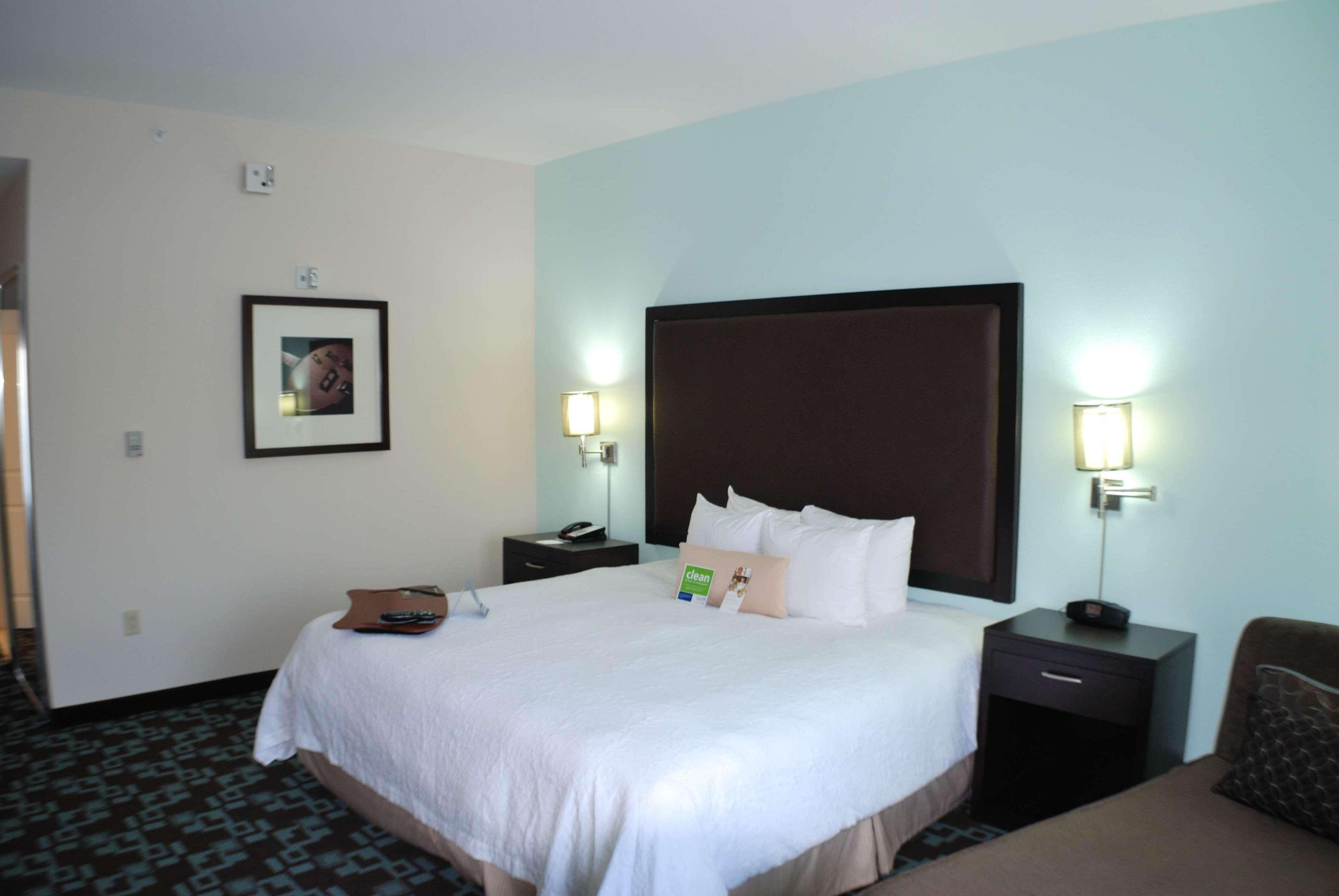 Hampton Inn & Suites Nashville At Opryland Habitación foto
