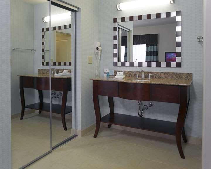 Hampton Inn & Suites Nashville At Opryland Habitación foto